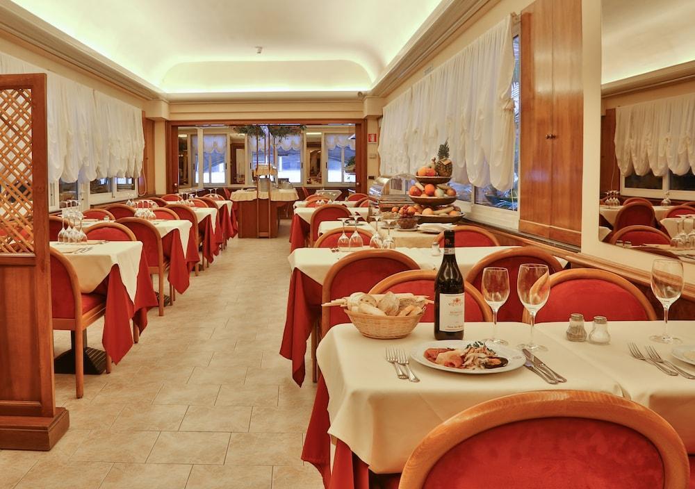 Western Moderno Verdi Hotel