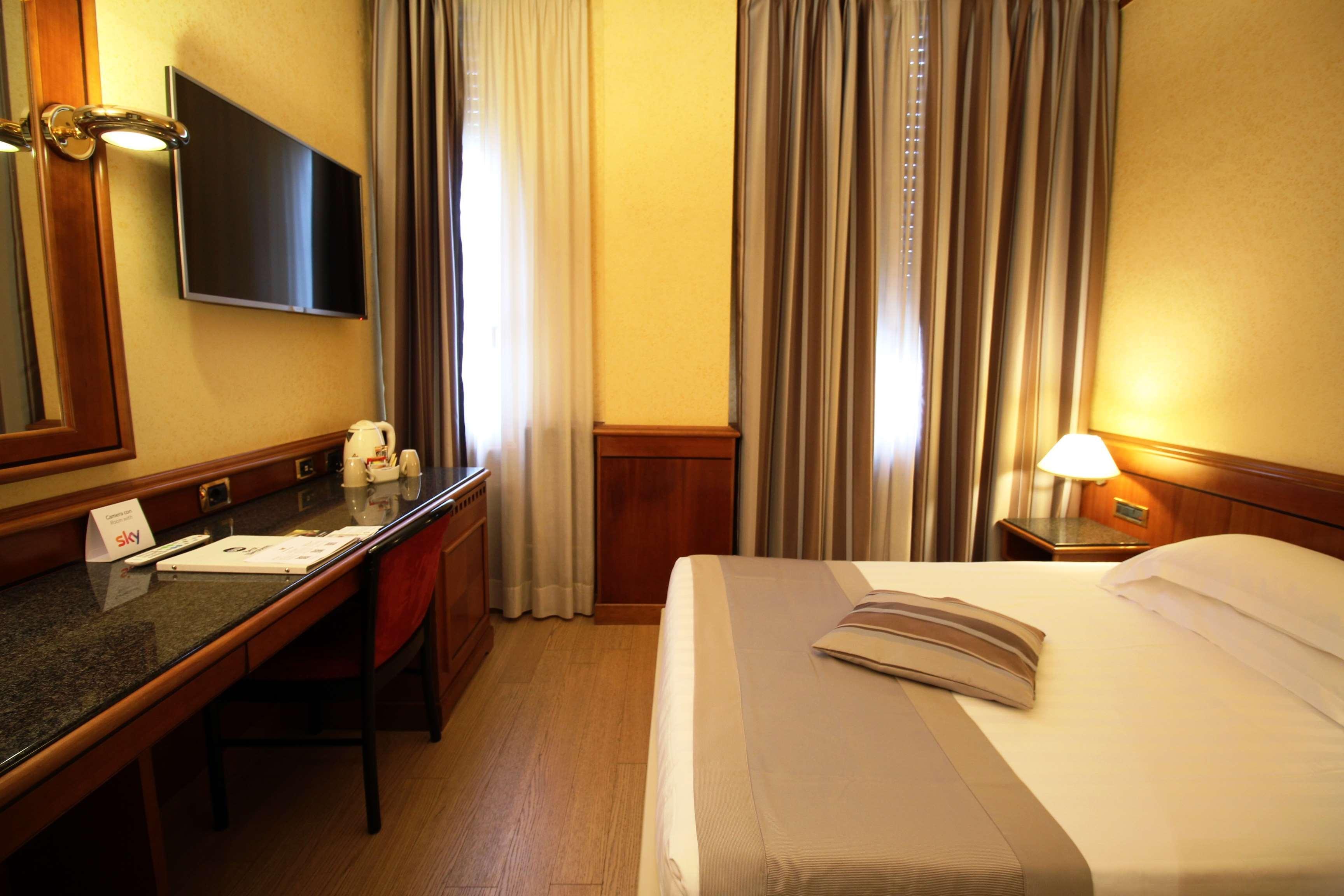 Western Moderno Verdi Hotel 4*