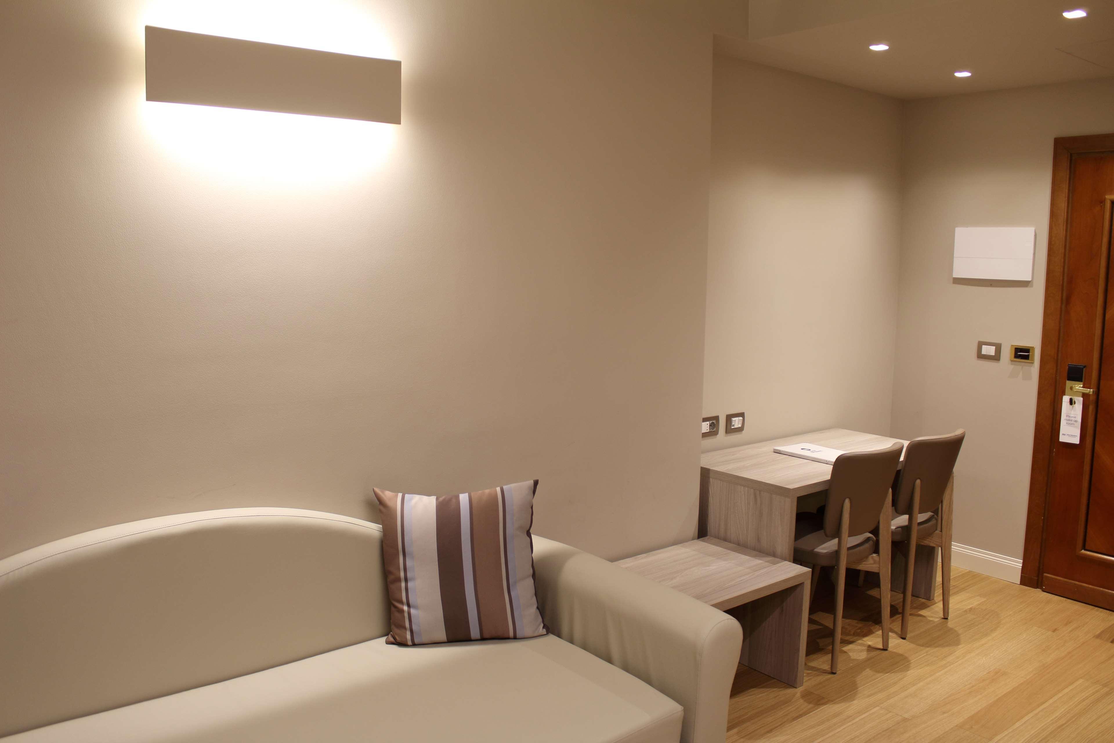 Western Moderno Verdi Hotel